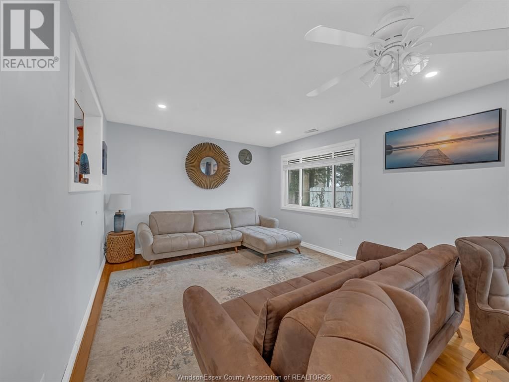 655 HERITAGE ROAD Image 14