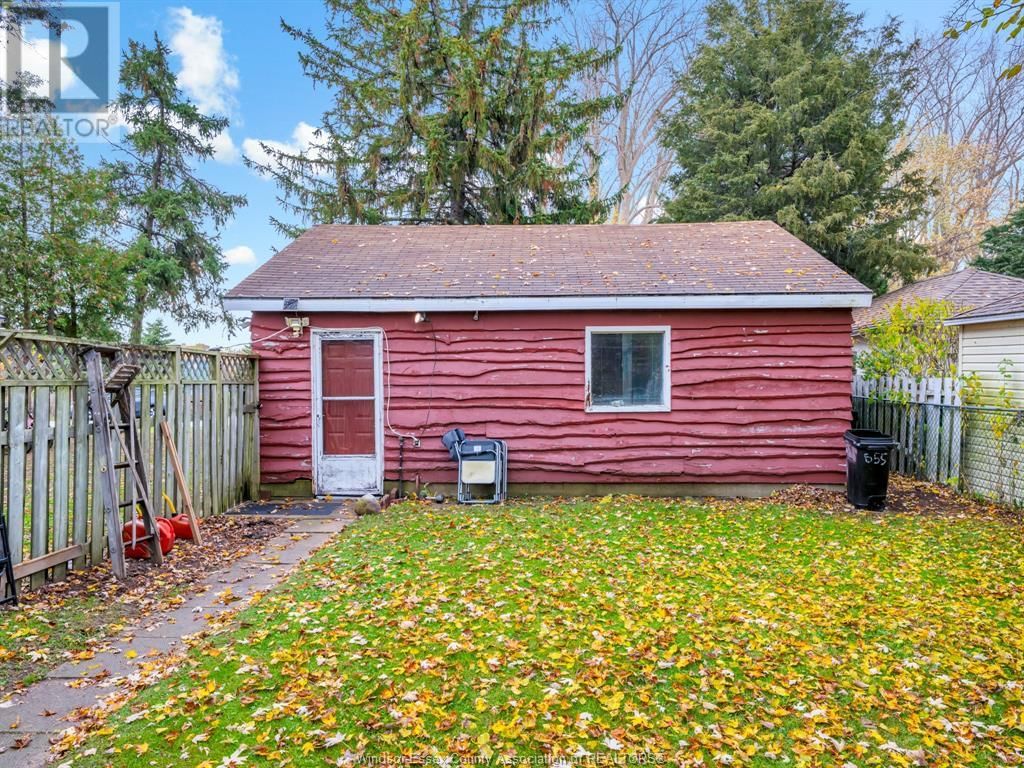 655 HERITAGE ROAD Image 4