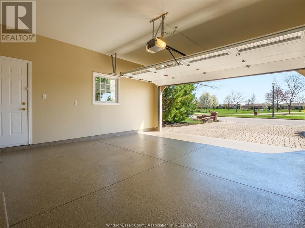 4832 SOUTHWOOD LAKES BOULEVARD Image 36