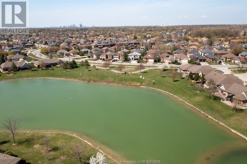 4832 SOUTHWOOD LAKES BOULEVARD Image 38