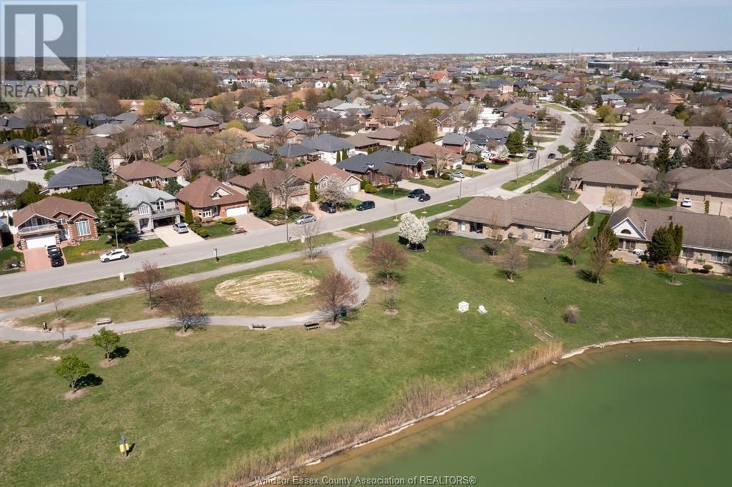 4832 SOUTHWOOD LAKES BOULEVARD Image 39