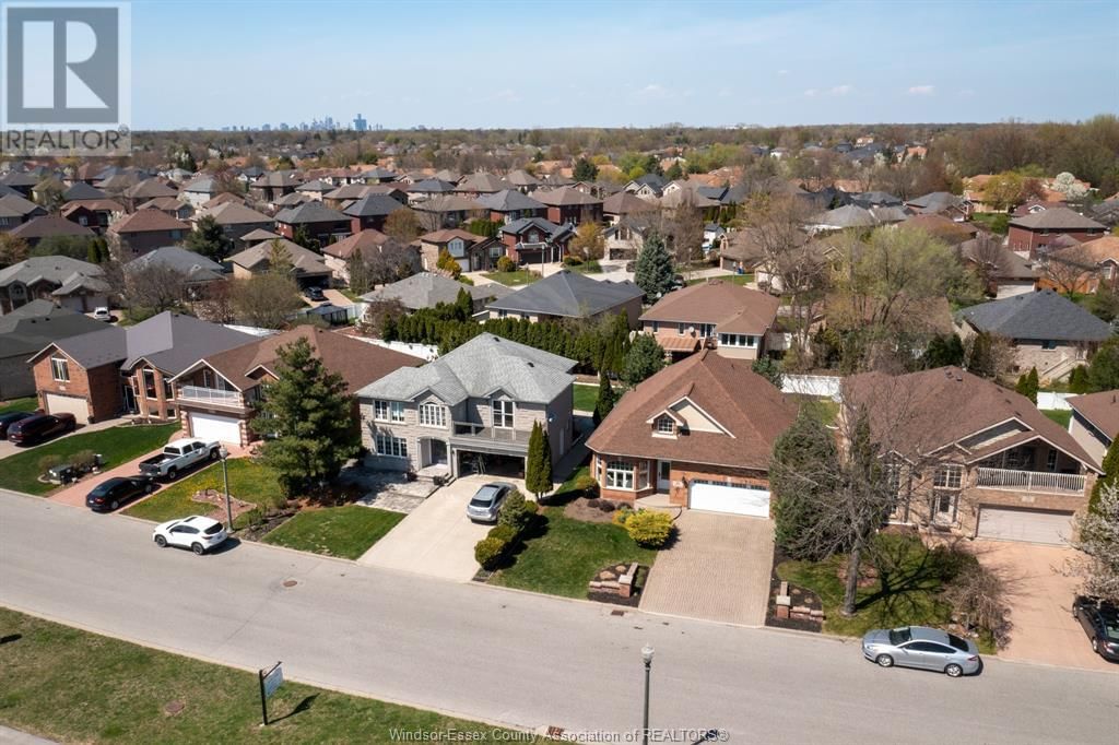 4832 SOUTHWOOD LAKES BOULEVARD Image 44