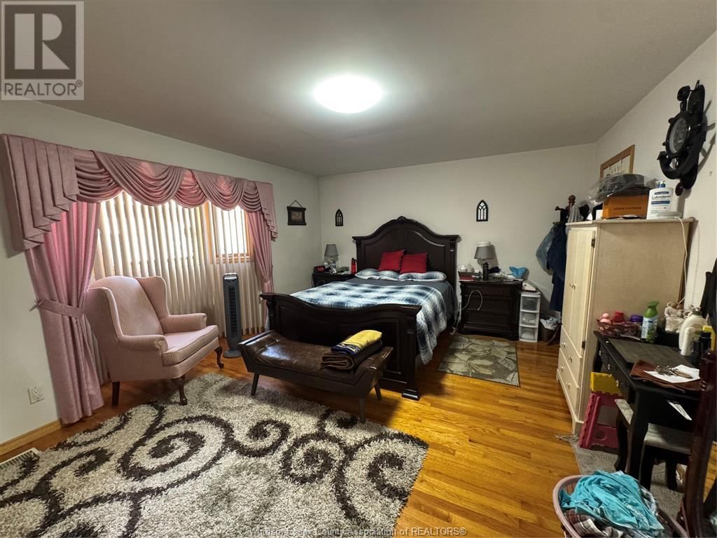 2636 FLEMING COURT Image 15