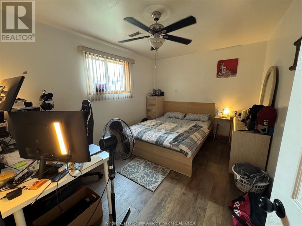 2636 FLEMING COURT Image 21