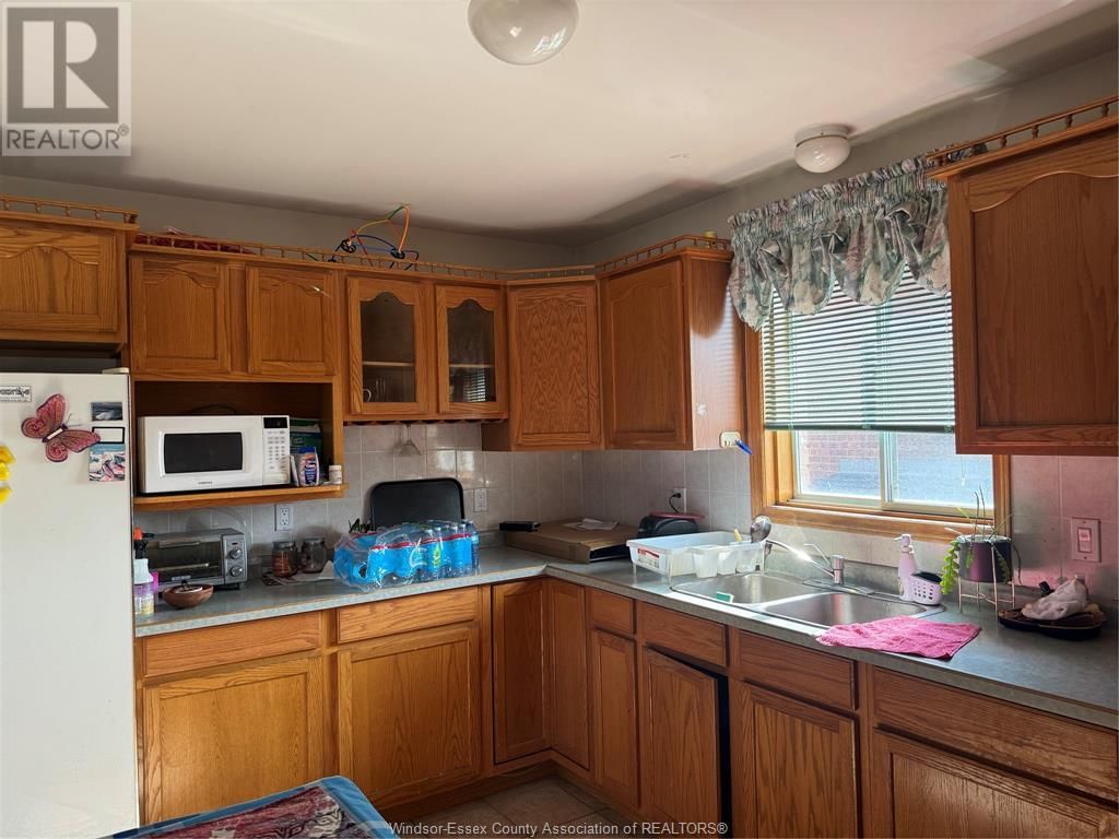 2636 FLEMING COURT Image 9