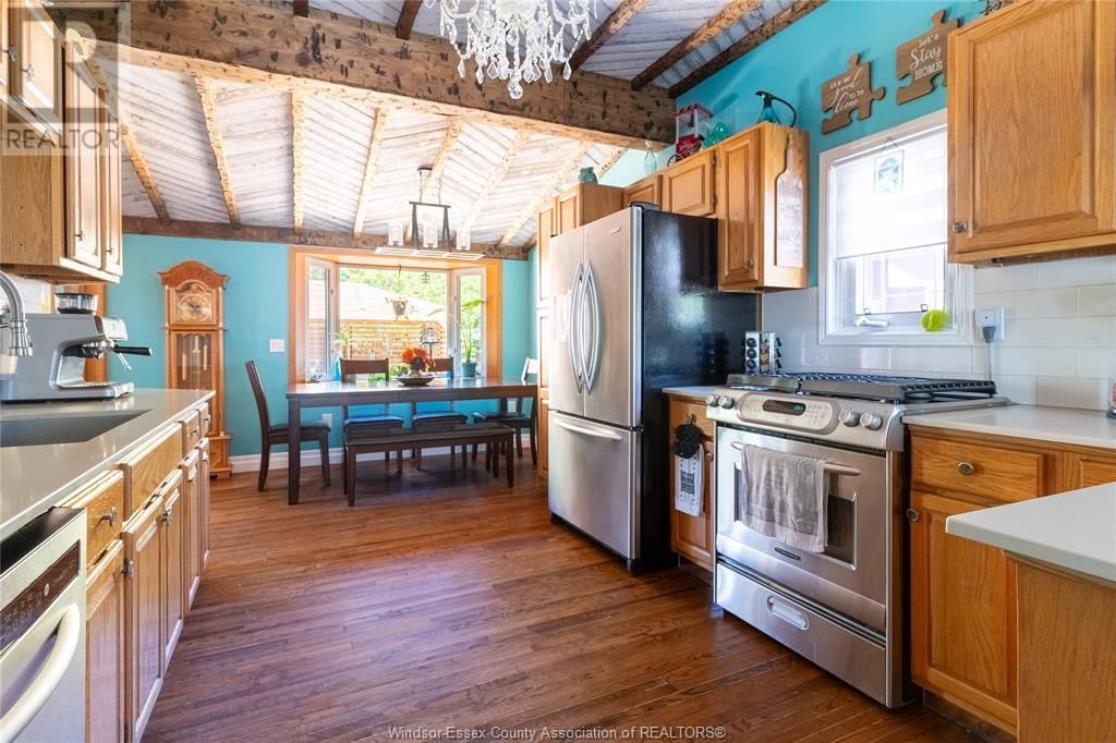 49 RIVERVIEW Image 13