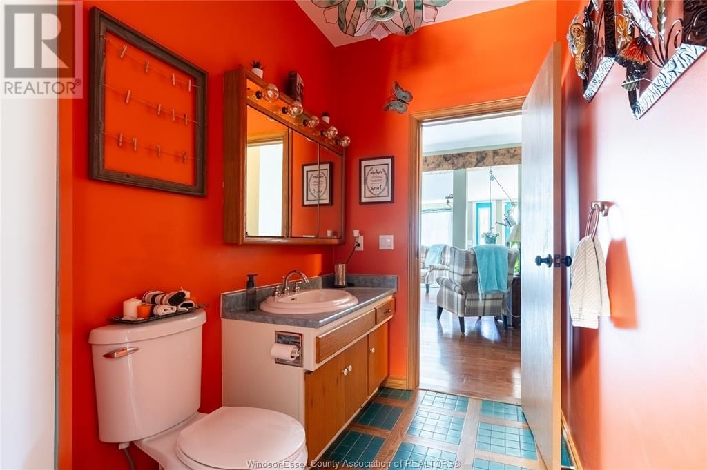 49 RIVERVIEW Image 20