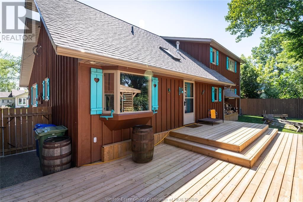 49 RIVERVIEW Image 41