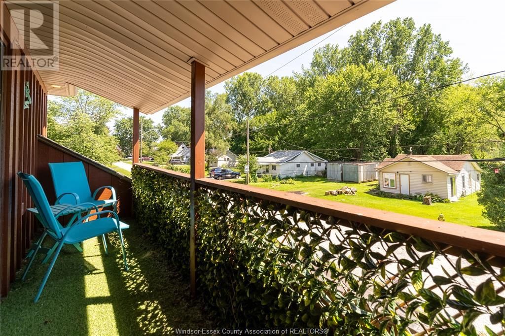 49 RIVERVIEW Image 42