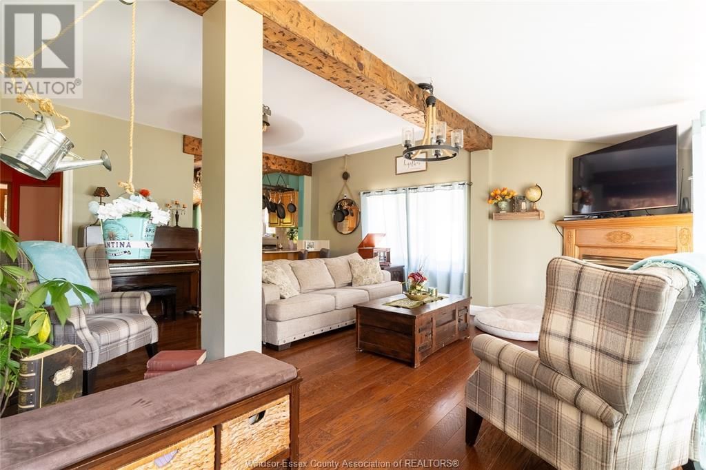 49 RIVERVIEW Image 7