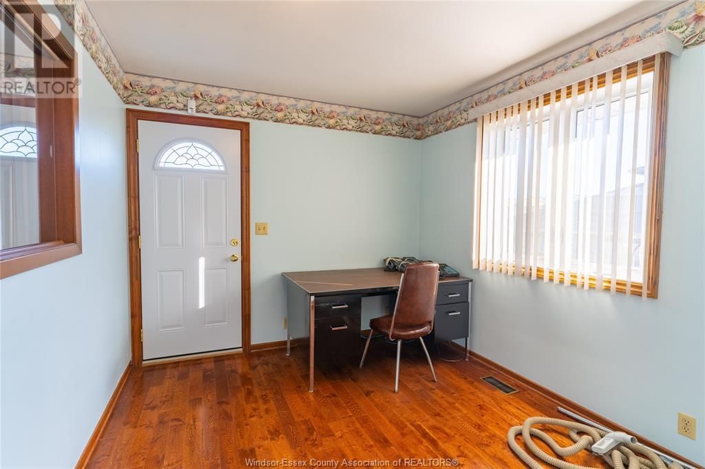 408 MERSEA RD 3 Image 22