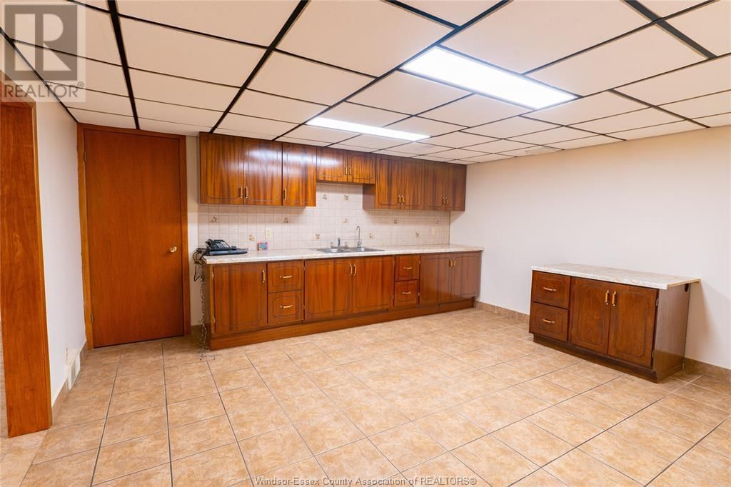 408 MERSEA RD 3 Image 28