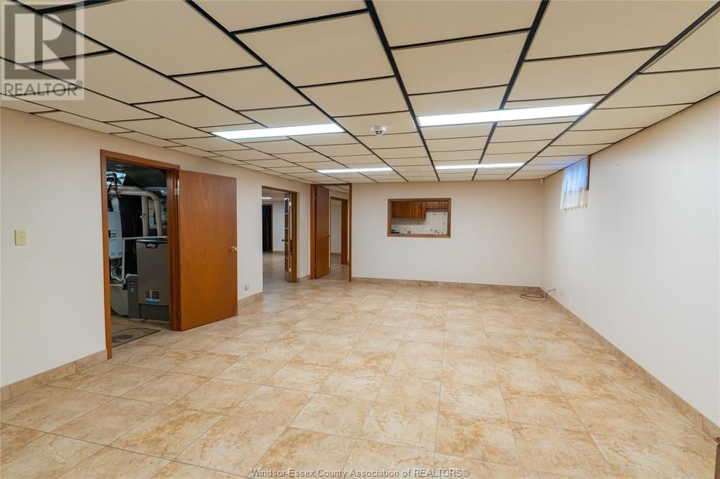 408 MERSEA RD 3 Image 33