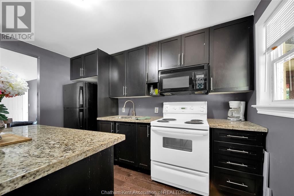 943 MARINERS ROAD Image 12