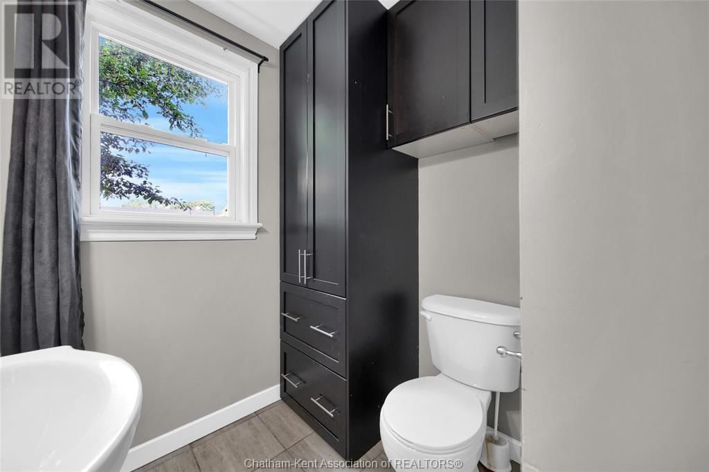 943 MARINERS ROAD Image 19