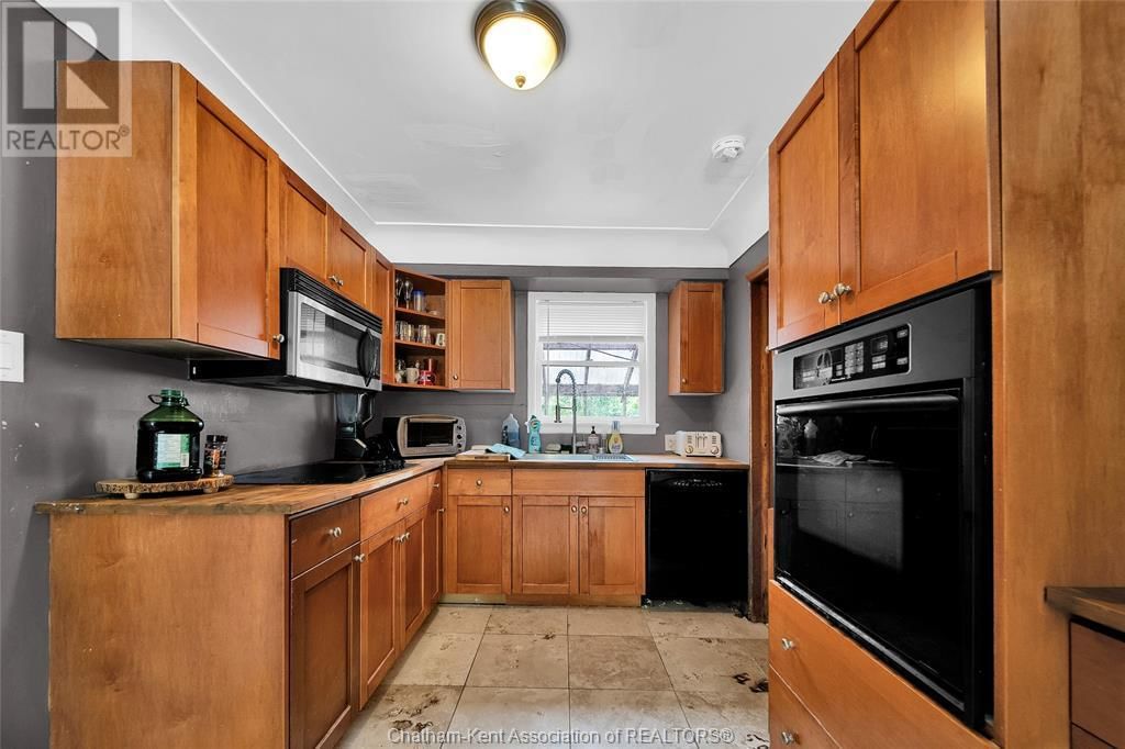 943 MARINERS ROAD Image 24