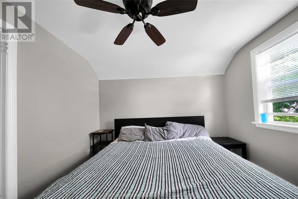 943 MARINERS ROAD Image 44
