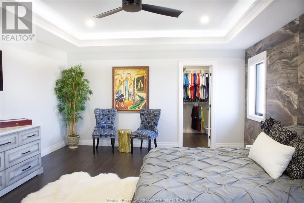 406 THOMPSON AVENUE Image 17