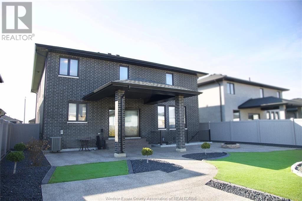 406 THOMPSON AVENUE Image 36