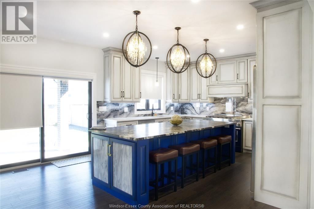 406 THOMPSON AVENUE Image 7