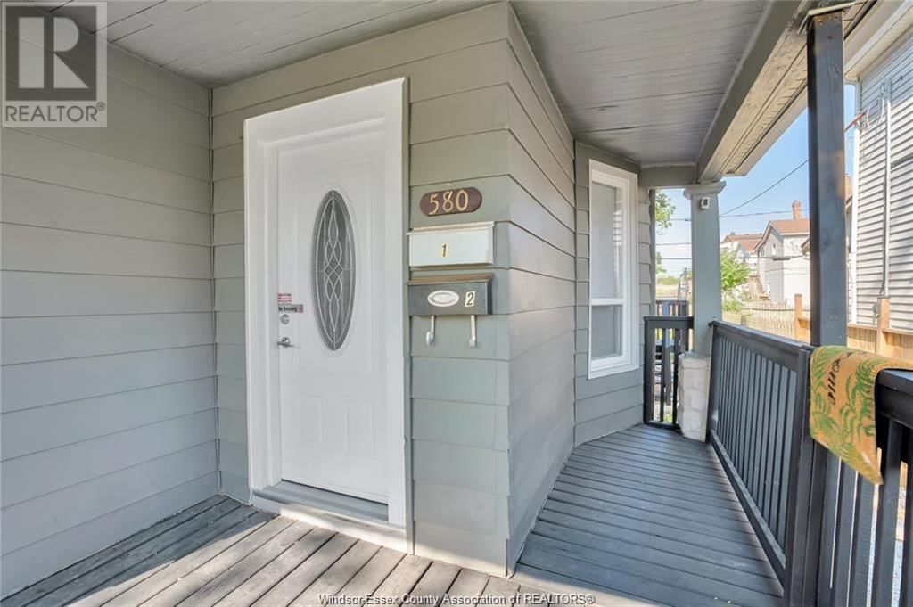 580 BRUCE Image 2
