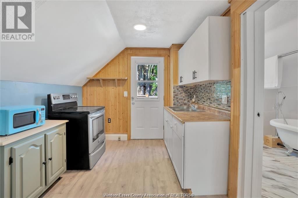 580 BRUCE Image 8