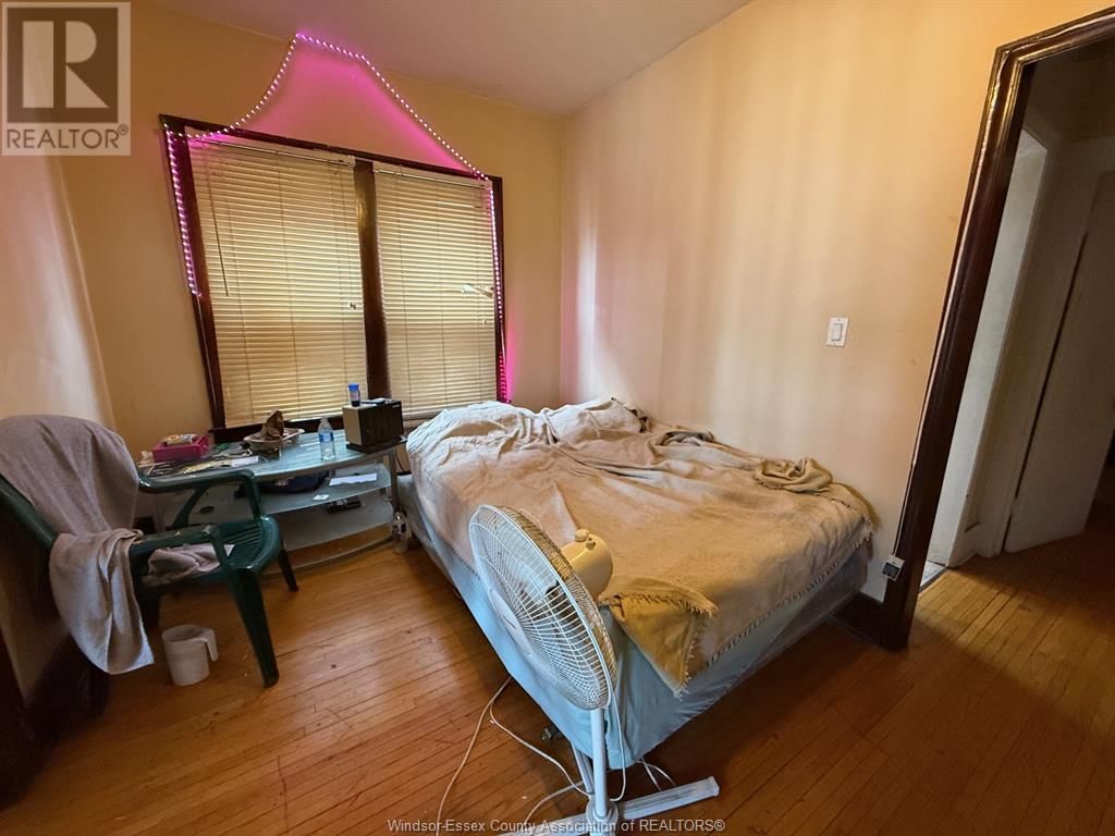 1285 DUFFERIN PLACE Image 12