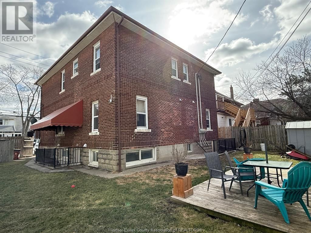 1285 DUFFERIN PLACE Image 3