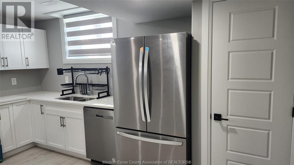 Lower - 4416 BELMONT AVENUE Image 3