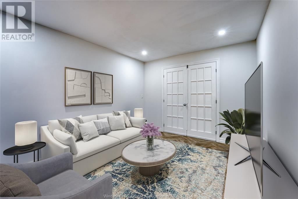 864 ELM AVENUE Image 5