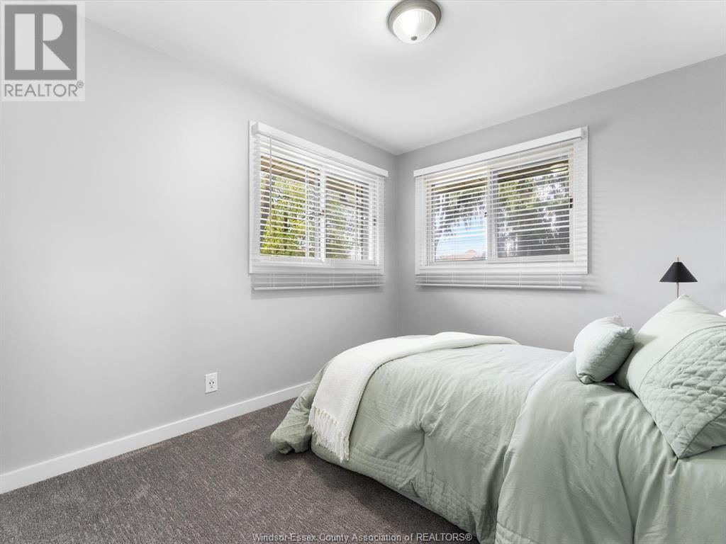 1745 RANDOLPH Image 21