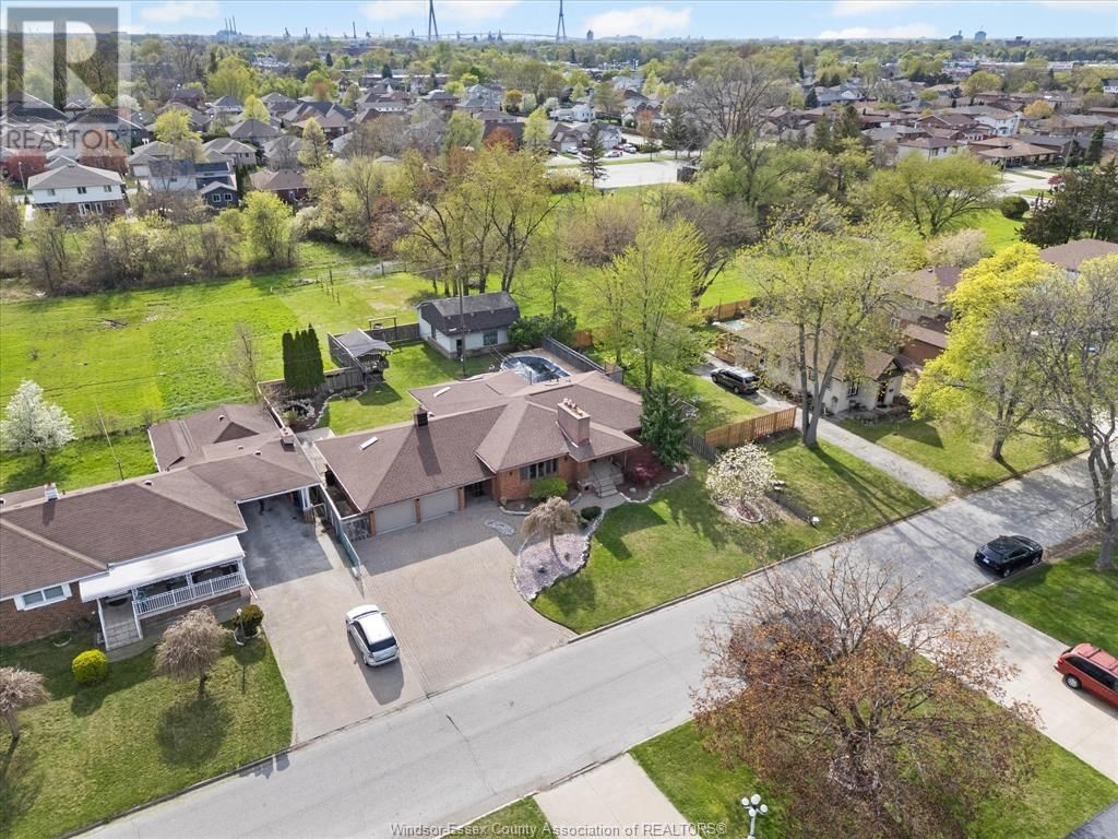 1745 RANDOLPH Image 5