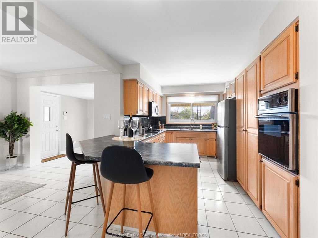 1745 RANDOLPH Image 6