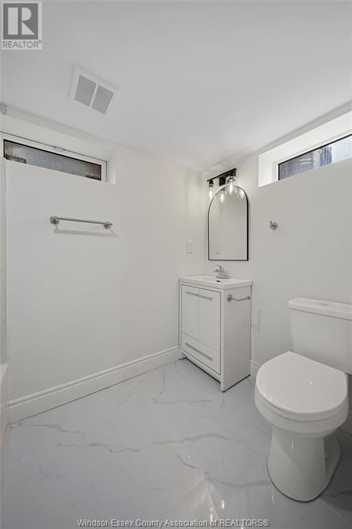 2485 DOMINION Image 20