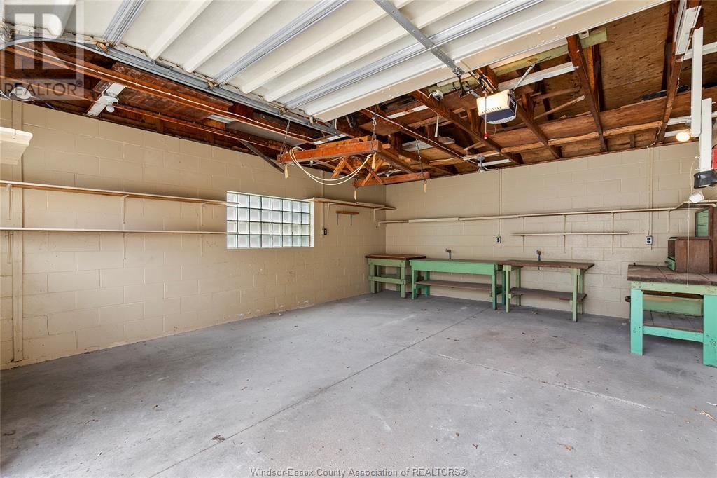 2485 DOMINION Image 31