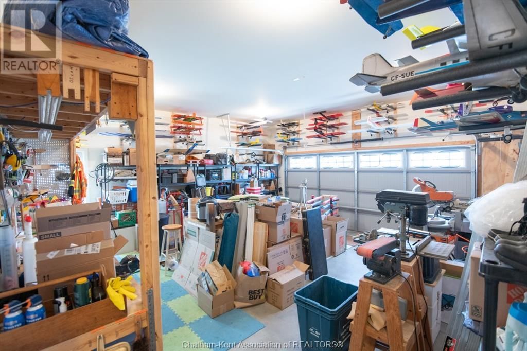 28 LEISURE LANE Image 28