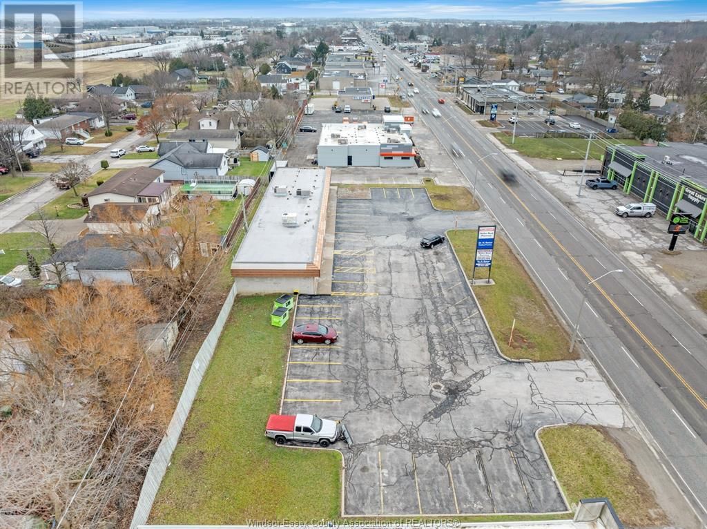3540-3542 WALKER ROAD Image 1