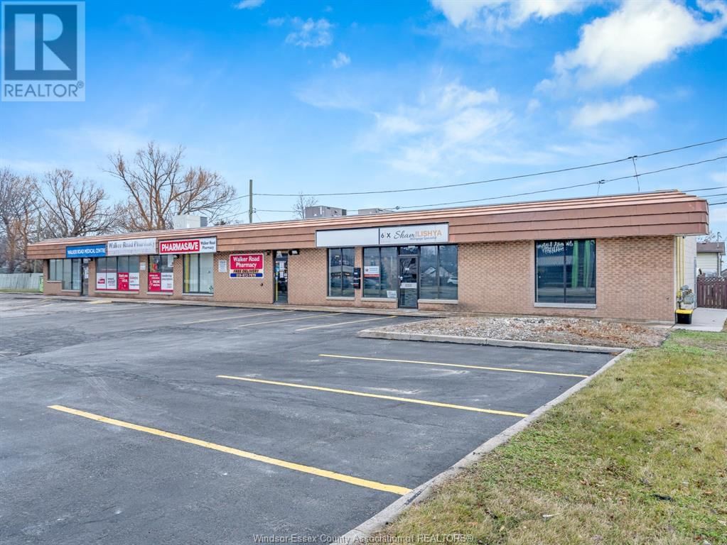 3540-3542 WALKER ROAD Image 11