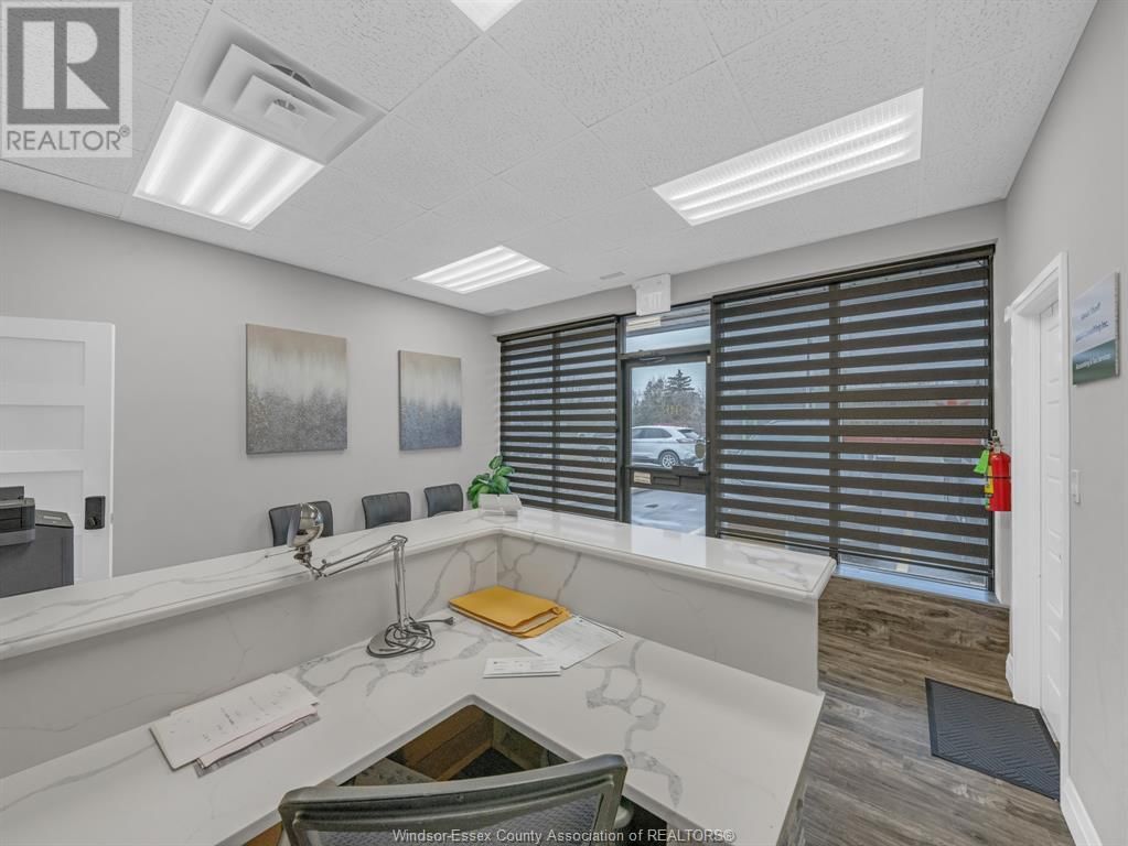 3540-3542 WALKER ROAD Image 32