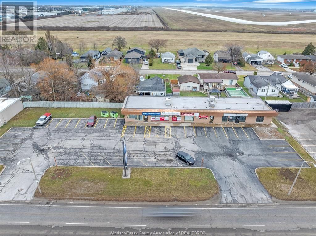 3540-3542 WALKER ROAD Image 7