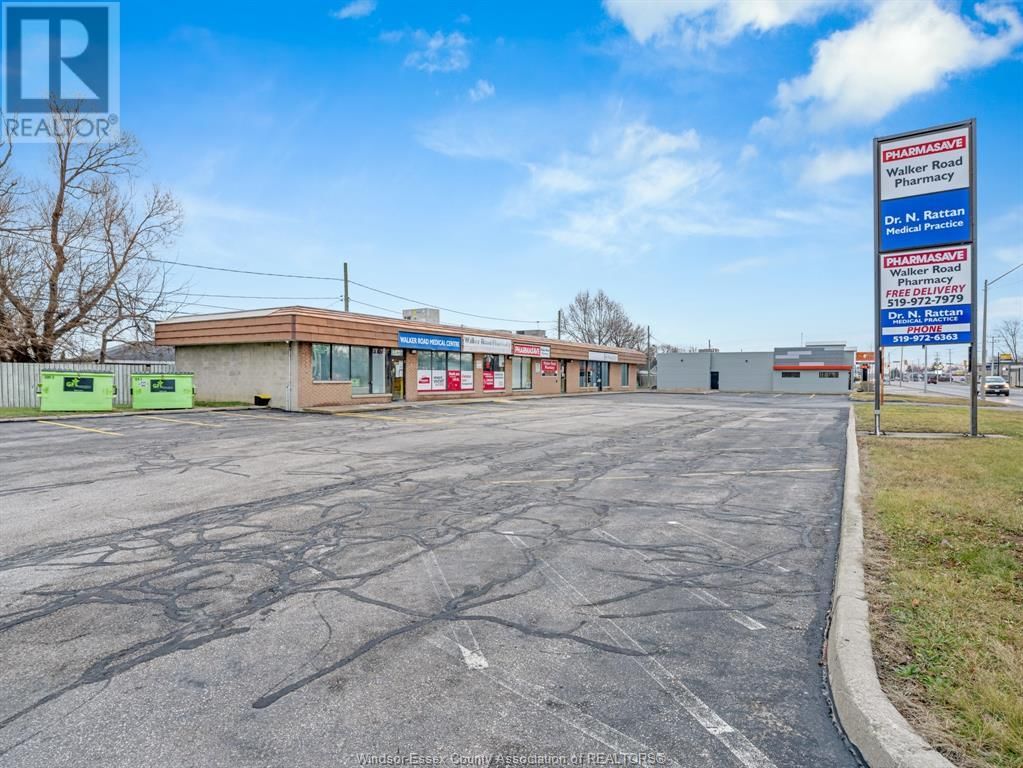 3540-3542 WALKER ROAD Image 9