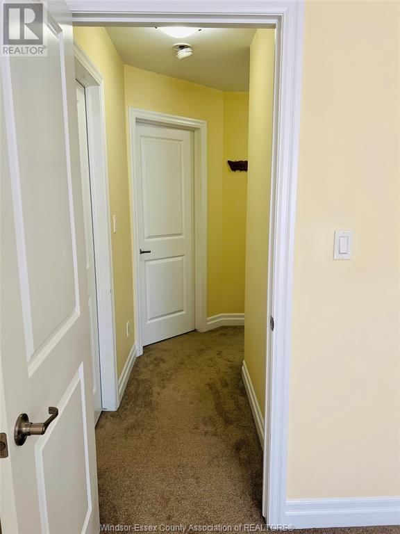153 LAMBERT Image 18