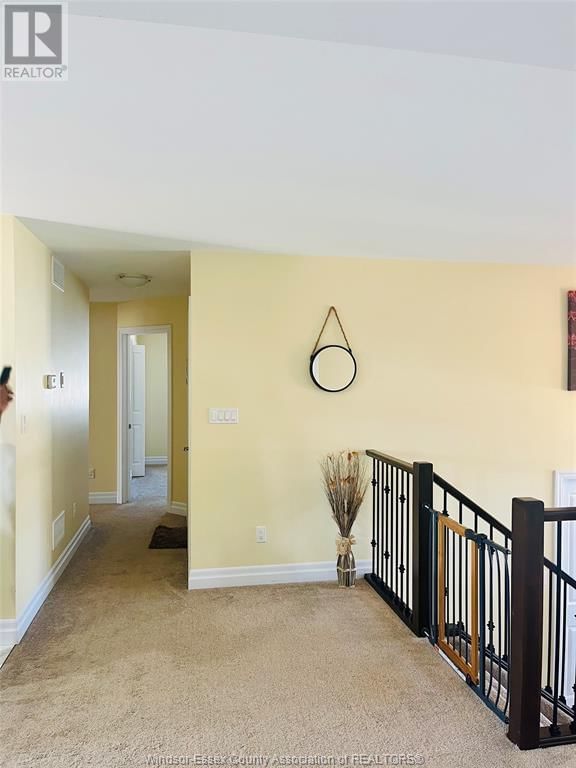 153 LAMBERT Image 20