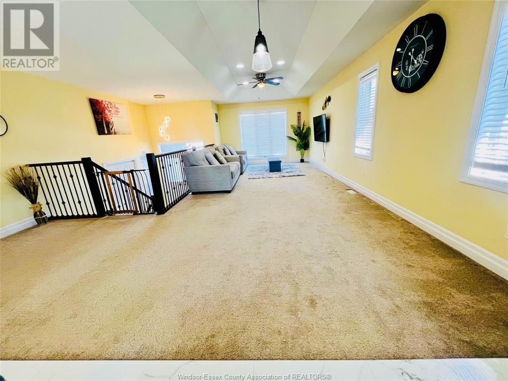 153 LAMBERT Image 4