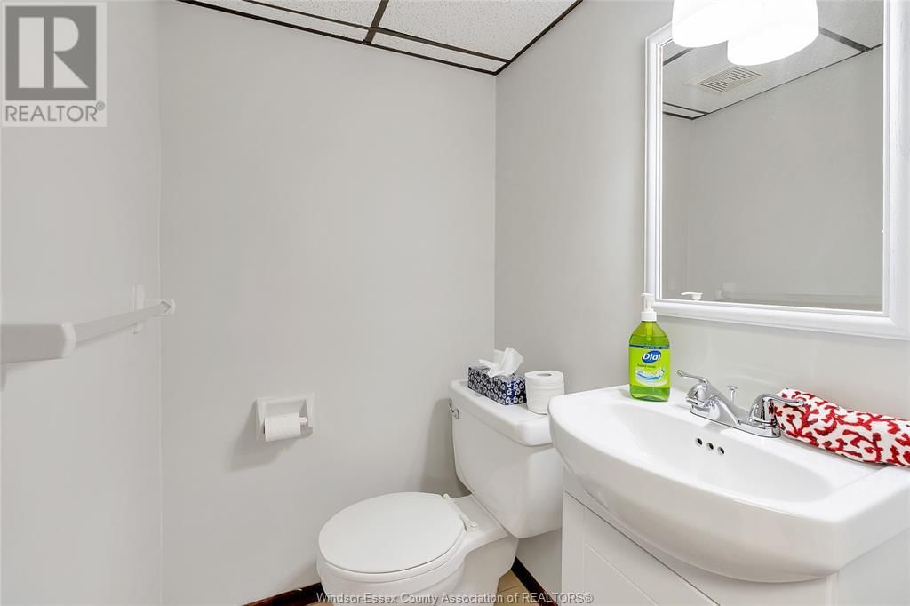12151 ORCHARD DRIVE Image 35