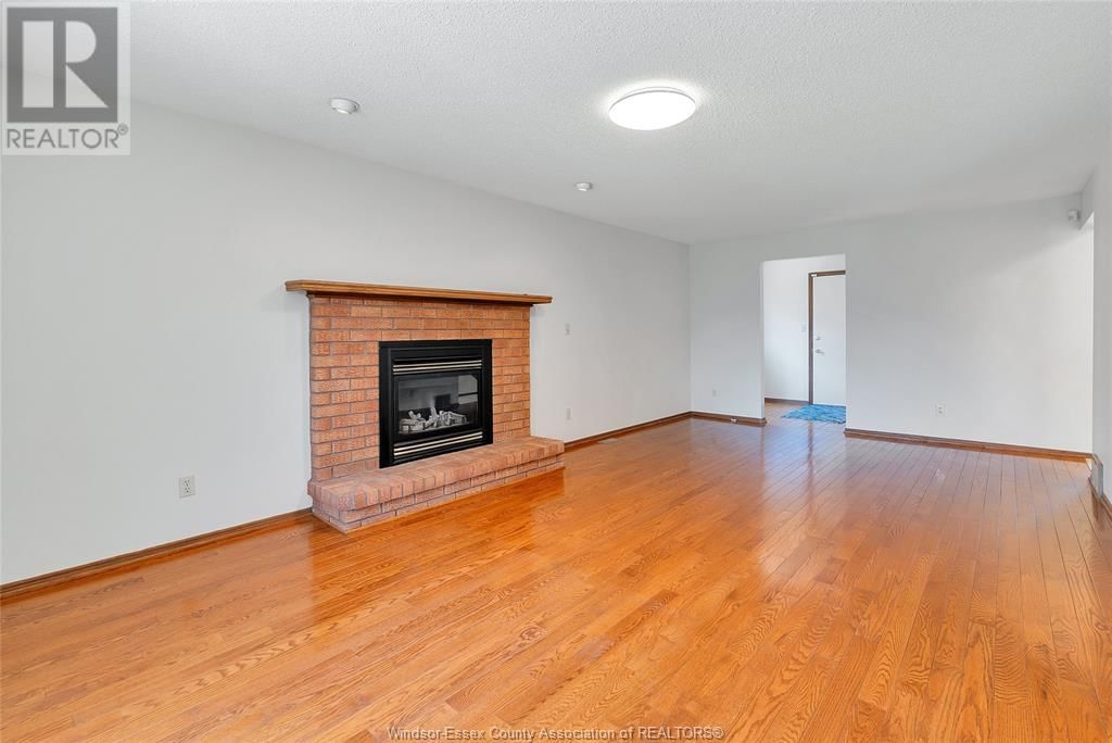 12151 ORCHARD DRIVE Image 9