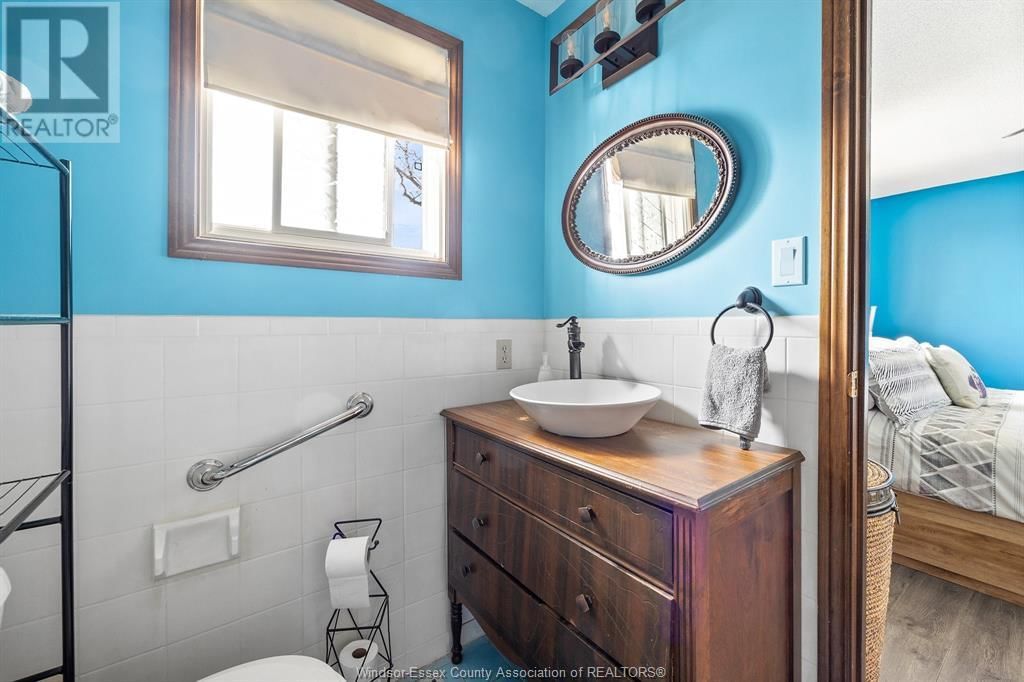 232 MAPLE STREET Image 17