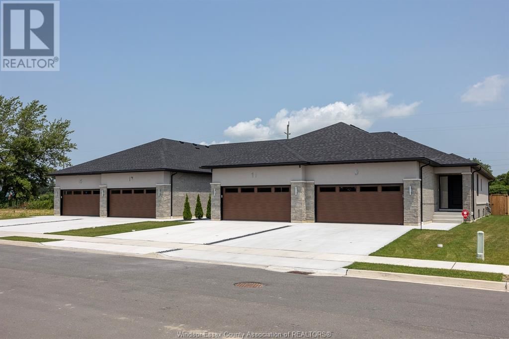 11 EAGLE STREET Image 29