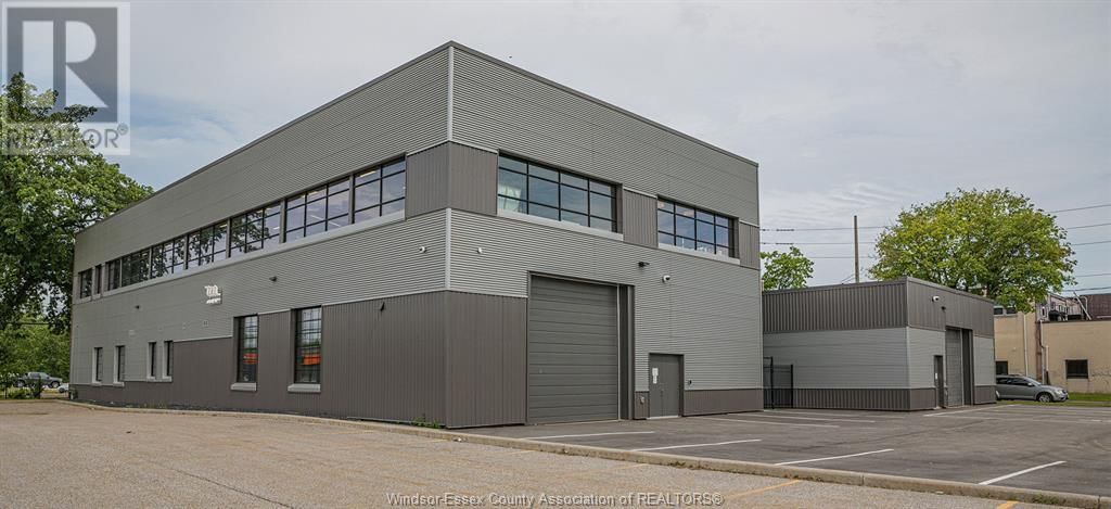 1785 WALKER ROAD Image 4