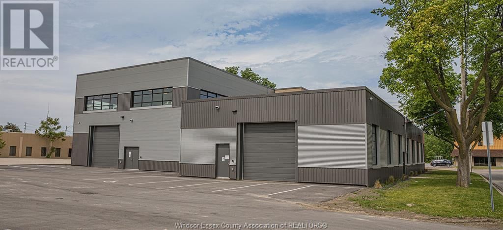 1785 WALKER ROAD Image 6